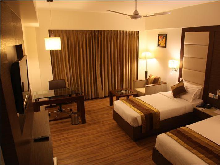 Le Grande Residency -Unmarried Couples Are Not Allowed Ahmedabad Buitenkant foto