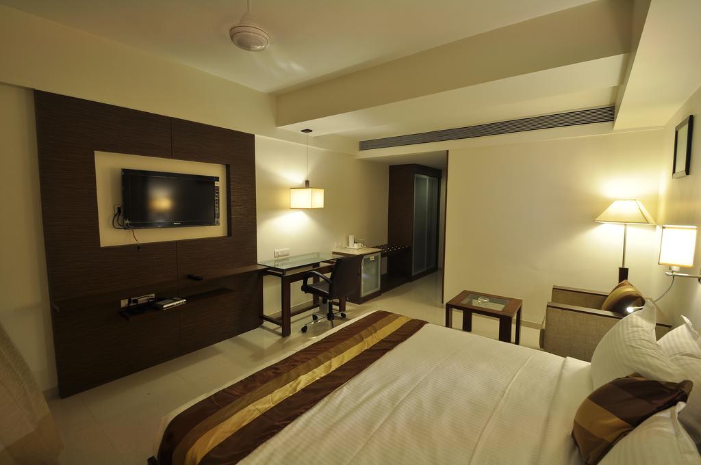 Le Grande Residency -Unmarried Couples Are Not Allowed Ahmedabad Buitenkant foto