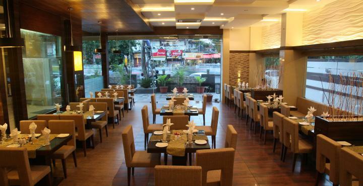 Le Grande Residency -Unmarried Couples Are Not Allowed Ahmedabad Buitenkant foto