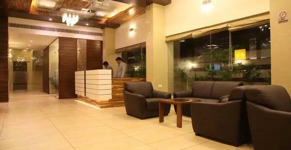 Le Grande Residency -Unmarried Couples Are Not Allowed Ahmedabad Buitenkant foto